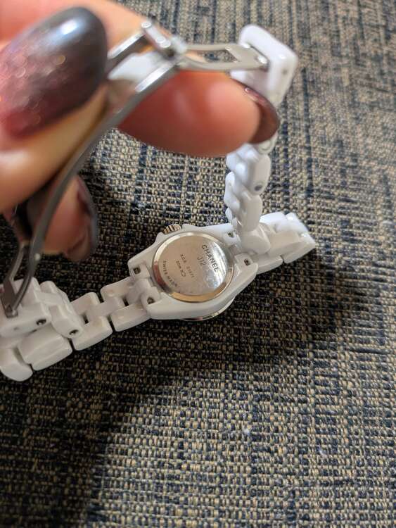 シャネル J12 （高級時計）の商品画像 - 査定依頼日：2025年1月18日 - 最高査定価格：350,000円