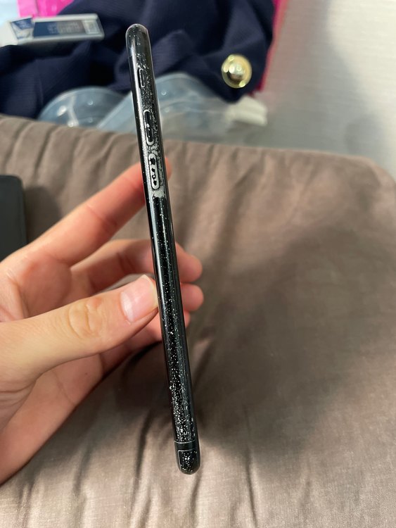 iPhone7（スマホ）の商品画像 - 査定依頼日：2023年2月23日 - 最高査定価格：3,400円