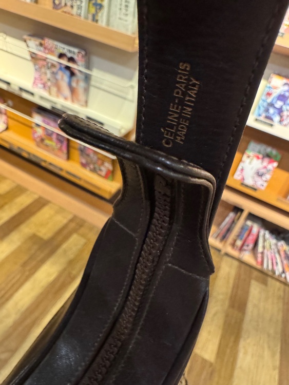 ショルダー（ブランドバッグ）の商品画像 - 査定依頼日：2025年12月13日 - 最高査定価格：8,000円