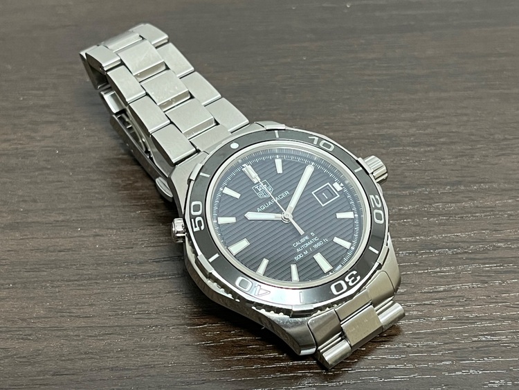 タグホイヤー アクアレーサー WAK211（高級時計）の商品画像 - 査定依頼日：2025年10月2日 - 最高査定価格：130,000円