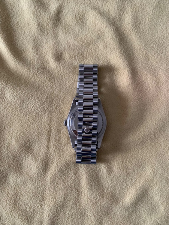 ロレックス デイデイト 18346（高級時計）の商品画像 - 査定依頼日：2025年11月26日 - 最高査定価格：4,000,000円