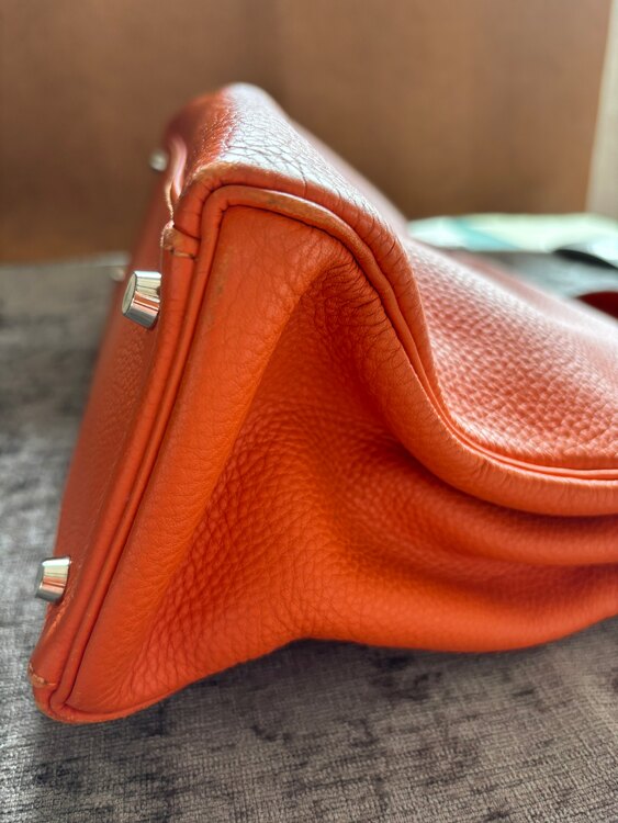 ケリー32cm（ブランドバッグ）の商品画像 - 査定依頼日：2025年5月27日 - 最高査定価格：600,000円