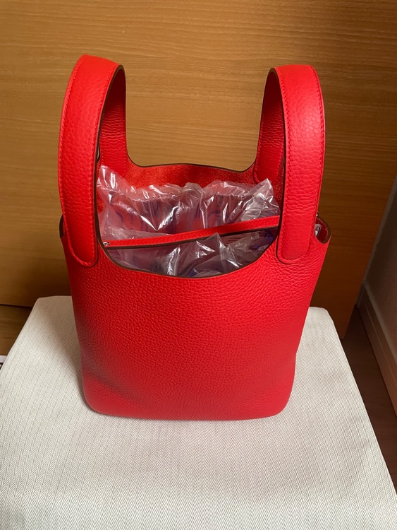 ピコタンロックPM（ブランドバッグ）の商品画像 - 査定依頼日：2026年10月5日 - 最高査定価格：550,000円
