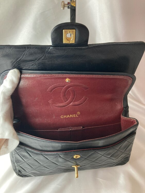 シャネル マトラッセ （ブランドバッグ）の商品画像 - 査定依頼日：2024年12月30日 - 最高査定価格：200,000円