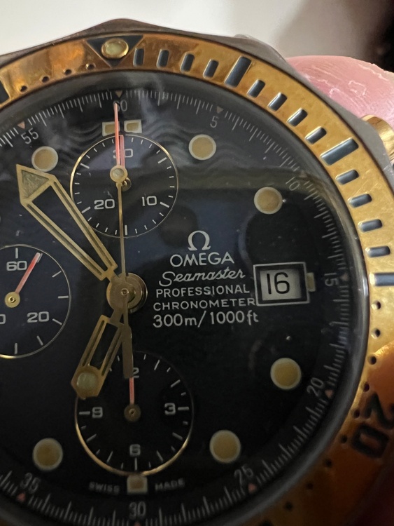オメガ シーマスター シーマスター プロフェッショナル ダイバー 30（高級時計）の商品画像 - 査定依頼日：2026年4月3日 - 最高査定価格：550,000円