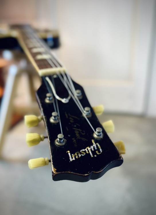 Gibson Lespaul スタンダード（ピアノ・楽器・PA機材）の商品画像 - 査定依頼日：2026年9月4日 - 最高査定価格：180,000円