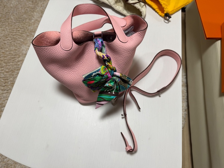 ルリスリム（ブランドバッグ）の商品画像 - 査定依頼日：2025年12月13日 - 最高査定価格：400,000円