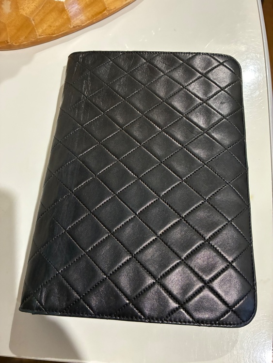1985年香港ペニンシュラホテル内のCHANEL店で購入しました。その後数回しか使用していません（ブランドバッグ）の商品画像 - 査定依頼日：2026年10月9日 - 最高査定価格：250,000円