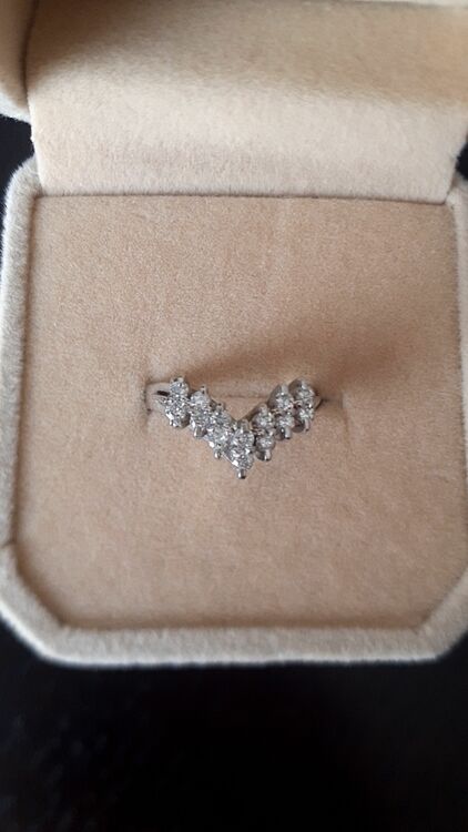 Pt900 0.32（金・貴金属）の商品画像 - 査定依頼日：2025年9月1日 - 最高査定価格：50,000円