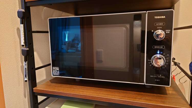 東芝 電子レンジ 17L ホワイトTOSHIBA ER-SM17-W（家電）の商品画像 - 査定依頼日：2022年11月8日 - 最高査定価格：1,500円