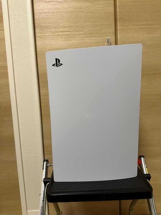 PS5 CFI1000（初期型）（ゲーム機本体・ゲームソフト）の商品画像 - 査定依頼日：2025年8月1日 - 最高査定価格：30,000円