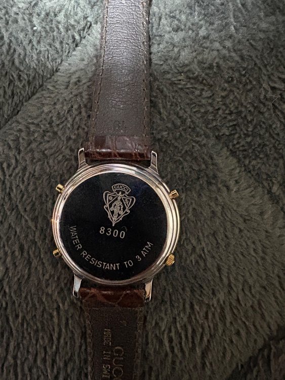 GUCCI ムーンフェイズ クロノグラフ（高級時計）の商品画像 - 査定依頼日：2025年12月19日 - 最高査定価格：15,000円