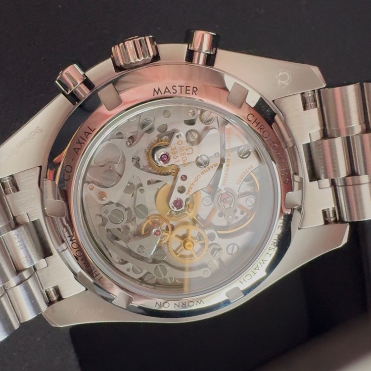 オメガ スピードマスター （高級時計）の商品画像 - 査定依頼日：2025年6月12日 - 最高査定価格：1,010,000円