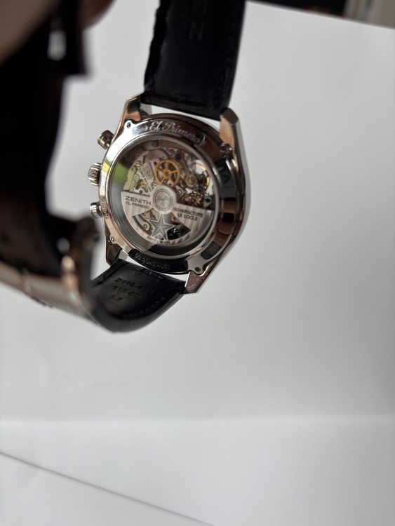 ゼニス エルプリメロ 03.2040.4061（高級時計）の商品画像 - 査定依頼日：2025年7月27日 - 最高査定価格：550,000円