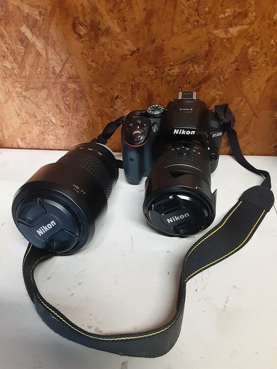 D5300（カメラ）の商品画像 - 査定依頼日：2026年5月19日 - 最高査定価格：33,000円
