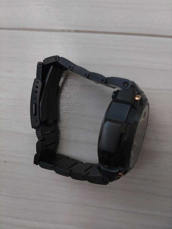 G-SHOCK MR-G 562（高級時計）の商品画像 - 査定依頼日：2025年4月29日 - 最高査定価格：145,000円