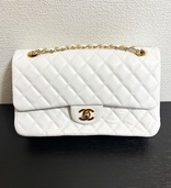 シャネル　バッグ　マトラッセ　ホワイト　ゴールド（ブランドバッグ）の商品画像 - 査定依頼日：2025年10月17日 - 最高査定価格：700,000円