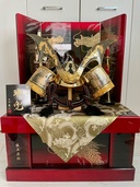 平安義正作 兜 収納飾り 炎龍 25号 盛上蒔絵（美術品・骨董品）の商品画像 - 査定依頼日：2026年6月3日 - 最高査定価格：5,000円