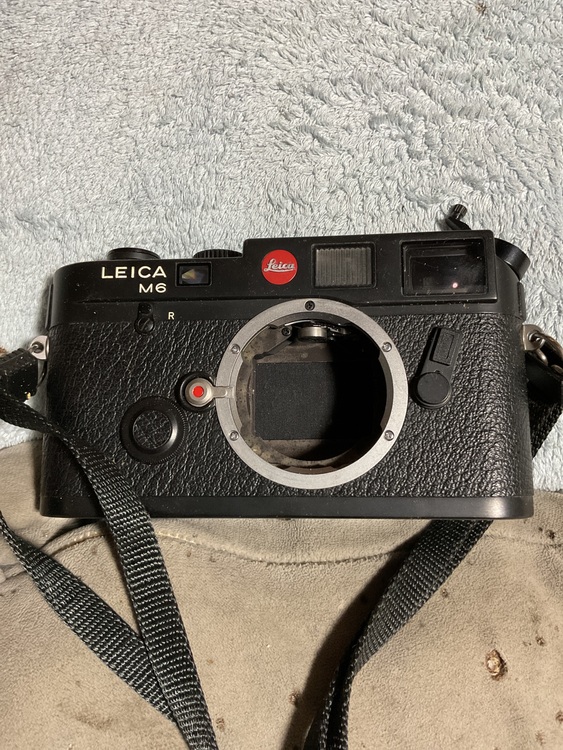 M6（カメラ）の商品画像 - 査定依頼日：2025年9月2日 - 最高査定価格：300,000円