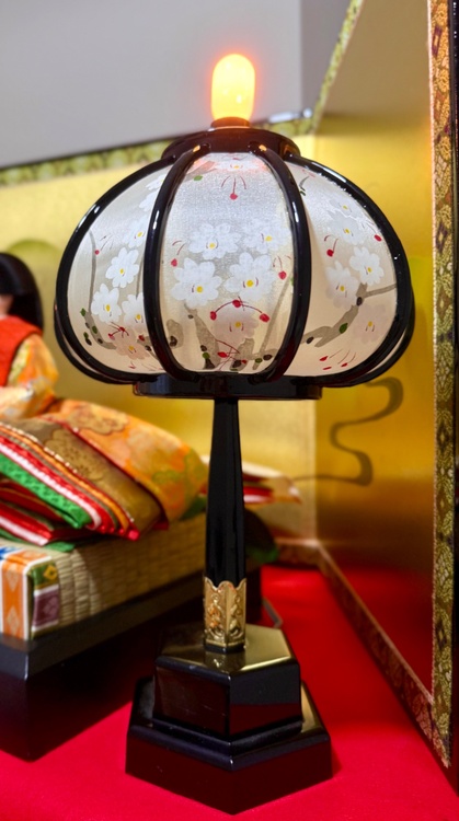 雛人形（美術品・骨董品）の商品画像 - 査定依頼日：2025年12月17日 - 最高査定価格：100,000円