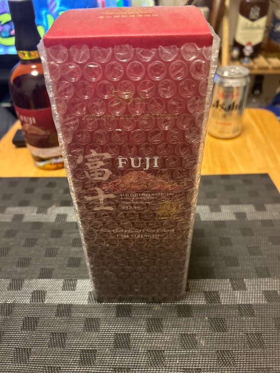 富士50周年（お酒）の商品画像 - 査定依頼日：2026年2月19日 - 最高査定価格：20,000円
