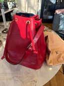 ルイヴィトン エピ （ブランドバッグ）の商品画像 - 査定依頼日：2026年2月15日 - 最高査定価格：40,000円