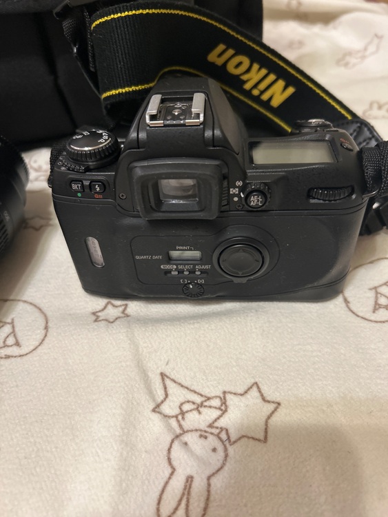 Nikon F801（カメラ）の商品画像 - 査定依頼日：2025年9月27日 - 最高査定価格：5,000円