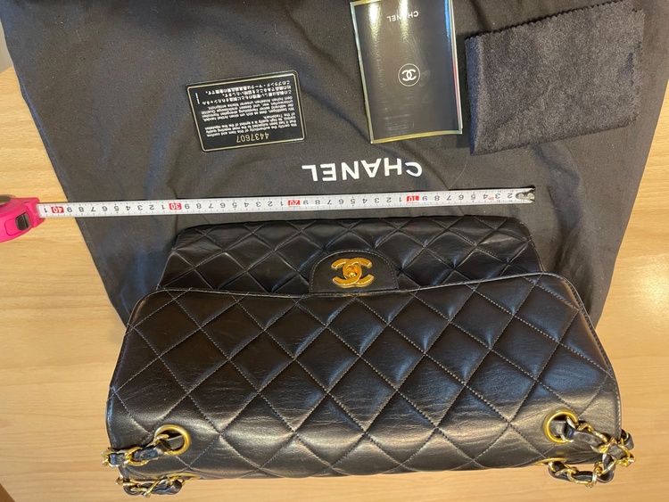 CHANELマトラッセダブルフラップラムスキン（ブランドバッグ）の商品画像 - 査定依頼日：2026年4月28日 - 最高査定価格：420,000円