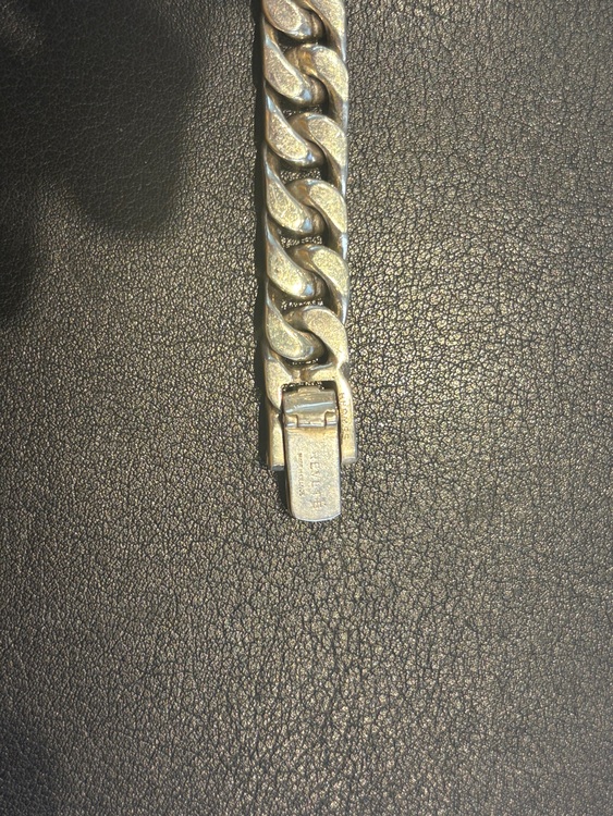 エルメス ヴィンテージブレスレット（金・貴金属）の商品画像 - 査定依頼日：2025年9月8日 - 最高査定価格：300,000円