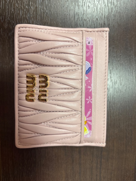 ミュウミュウ  （ブランドバッグ）の商品画像 - 査定依頼日：2026年2月19日 - 最高査定価格：28,000円