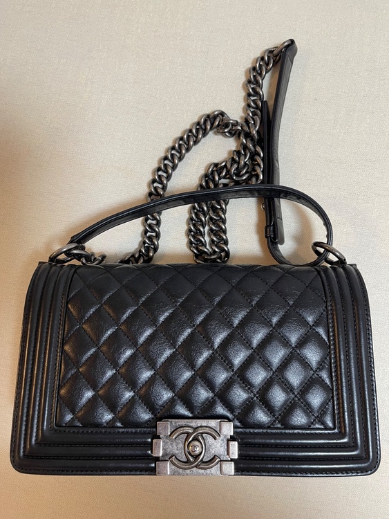 ボーイCHANEL 黒（ブランドバッグ）の商品画像 - 査定依頼日：2026年3月23日 - 最高査定価格：310,000円