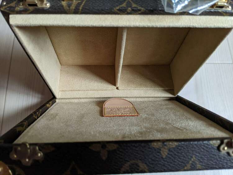 ルイヴィトン モノグラム （ブランドバッグ）の商品画像 - 査定依頼日：2025年3月4日 - 最高査定価格：1,800,000円
