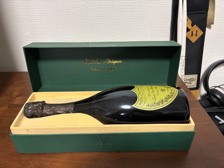 シャンパン ドン・ペリニヨン （お酒）の商品画像 - 査定依頼日：2026年3月26日 - 最高査定価格：24,000円