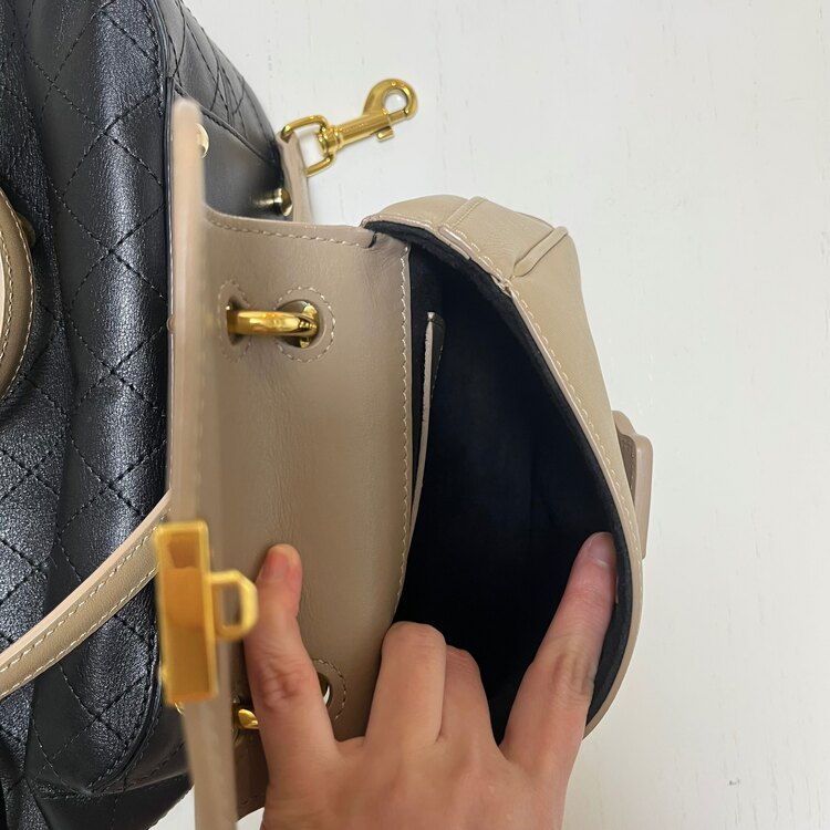 Burberry ハンドバッグ DK88 バーバリー（ブランドバッグ）の商品画像 - 査定依頼日：2025年3月7日 - 最高査定価格：20,000円