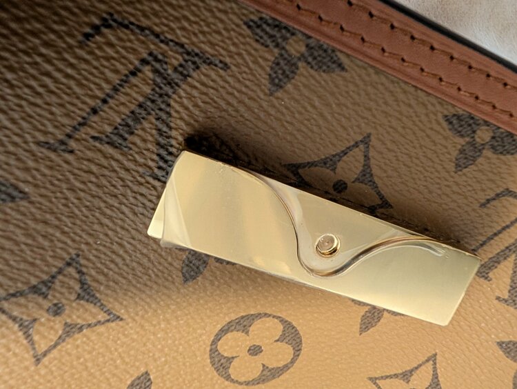 ルイヴィトン モノグラム （ブランドバッグ）の商品画像 - 査定依頼日：2026年2月12日 - 最高査定価格：260,000円