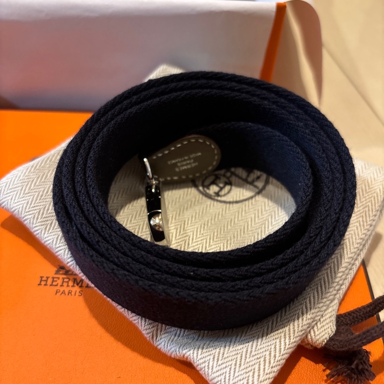 エブリンアマゾーヌtpm16 エトゥープ（ブランドバッグ）の商品画像 - 査定依頼日：2025年7月19日 - 最高査定価格：370,000円