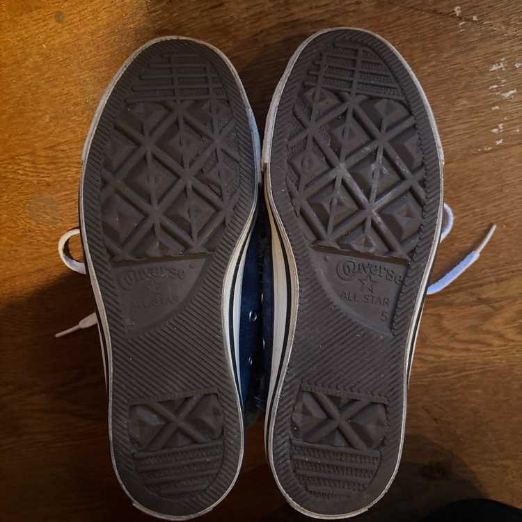 ALL STAR DAMAGE DM HI （古着・ファッション）の商品画像 - 査定依頼日：2026年4月23日 - 最高査定価格：100,000円