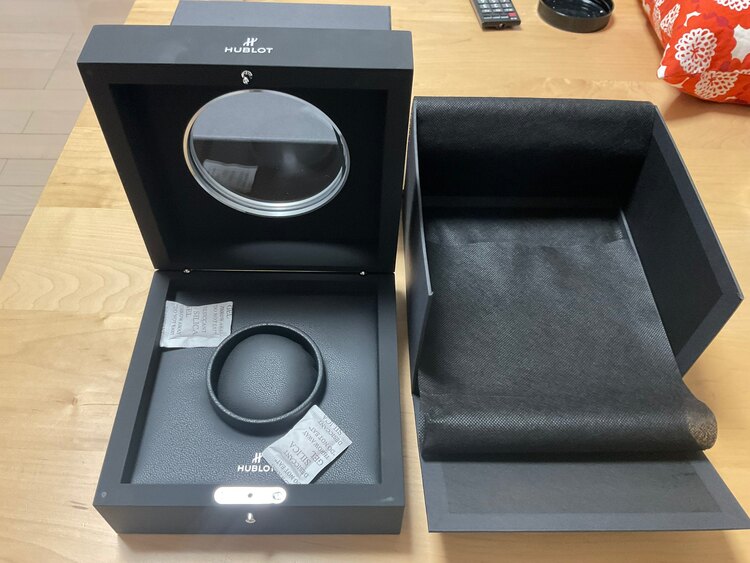 ウブロ ビックバン 441.NM.1170RX（高級時計）の商品画像 - 査定依頼日：2025年5月13日 - 最高査定価格：1,330,000円