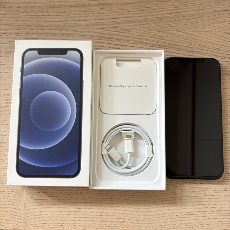 iphone12 Black 64G（スマホ）の商品画像 - 査定依頼日：2026年10月1日 - 最高査定価格：16,000円
