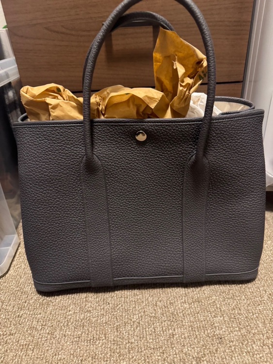 ガーデンパーティ（ブランドバッグ）の商品画像 - 査定依頼日：2025年9月30日 - 最高査定価格：550,000円