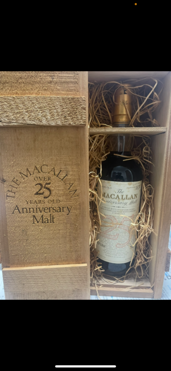 ウイスキー マッカラン （お酒）の商品画像 - 査定依頼日：2026年4月10日 - 最高査定価格：315,000円