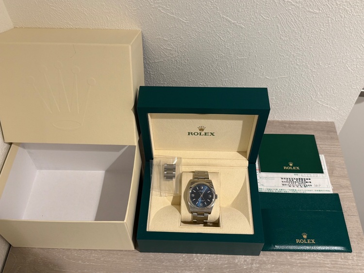 ロレックス パーペチュアル （高級時計）の商品画像 - 査定依頼日：2025年11月30日 - 最高査定価格：1,050,000円