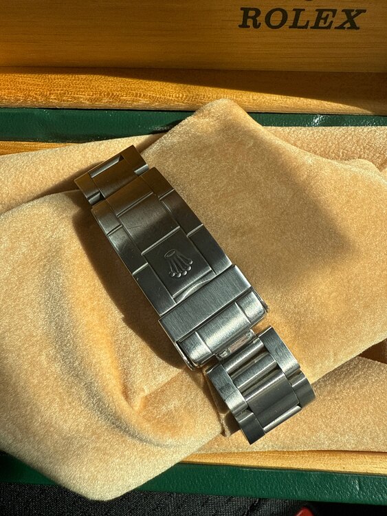 ロレックス サブマリーナー 14060（高級時計）の商品画像 - 査定依頼日：2025年3月2日 - 最高査定価格：1,300,000円