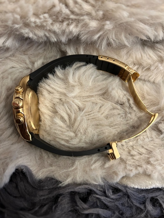 ロレックスデイトナ（高級時計）の商品画像 - 査定依頼日：2026年1月4日 - 最高査定価格：3,850,000円