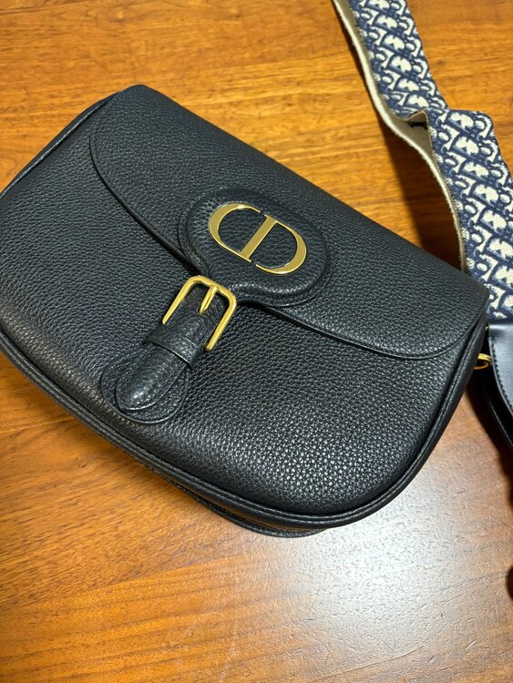 ボディバッグ（ブランドバッグ）の商品画像 - 査定依頼日：2025年5月26日 - 最高査定価格：200,000円