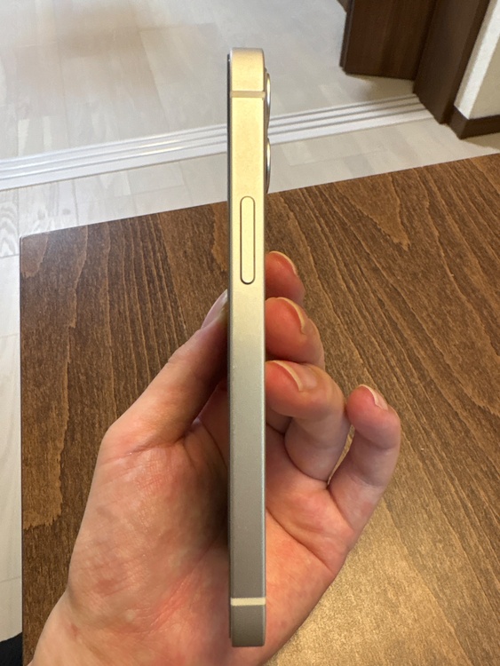 iPhone12mini（スマホ）の商品画像 - 査定依頼日：2026年7月24日 - 最高査定価格：20,000円
