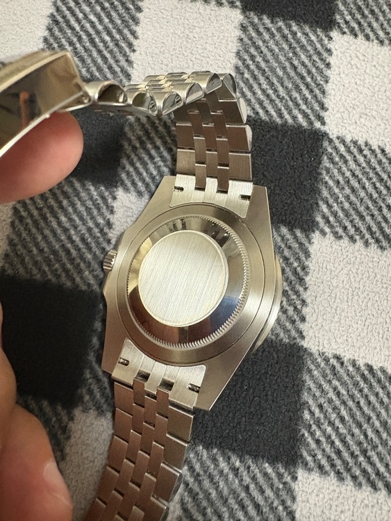 126710BLNR（高級時計）の商品画像 - 査定依頼日：2025年9月24日 - 最高査定価格：2,580,000円