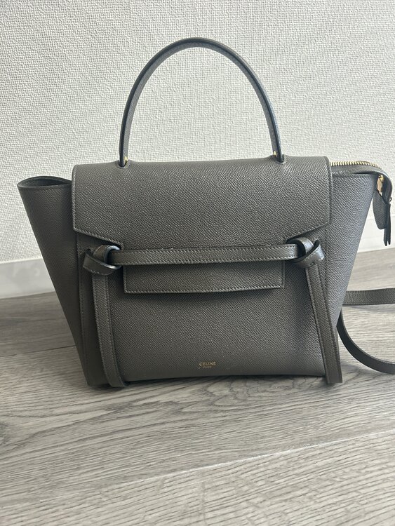 セリーヌ  （ブランドバッグ）の商品画像 - 査定依頼日：2024年12月29日 - 最高査定価格：110,000円