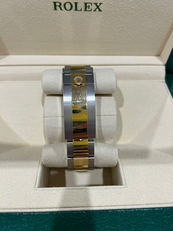 ロレックス シードゥエラー 126603（高級時計）の商品画像 - 査定依頼日：2025年2月11日 - 最高査定価格：2,200,000円