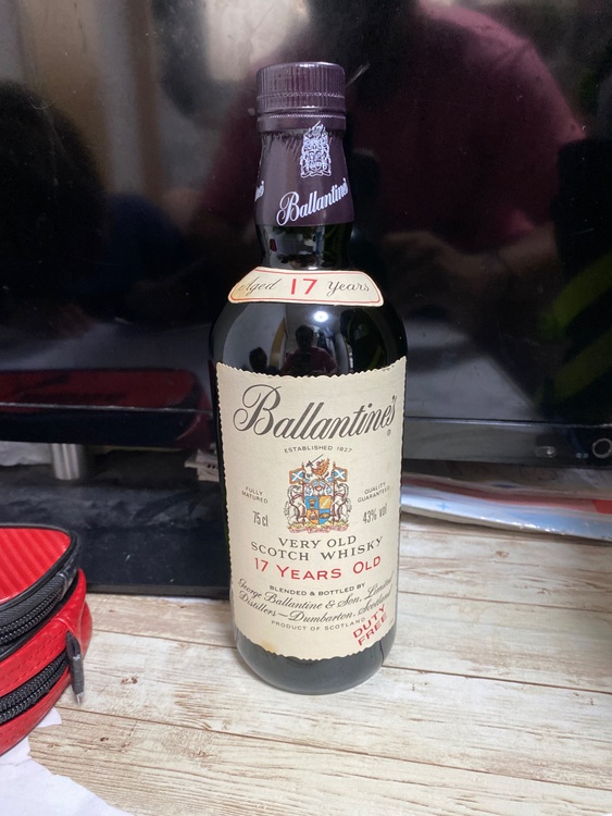 very old Scotch whisky（お酒）の商品画像 - 査定依頼日：2025年8月13日 - 最高査定価格：3,000円